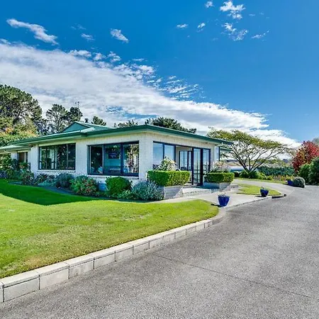 Tango10 Accommodation - Best Views In Hawke'S Bay Tangoio Exterior photo