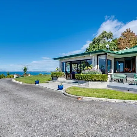 Tango10 Accommodation - Best Views In Hawke'S Bay Tangoio Exterior photo