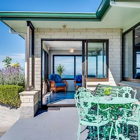 Tango10 Accommodation - Best Views In Hawke'S Bay Tangoio Exterior photo