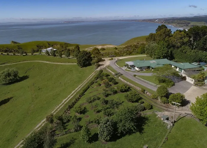 Tango10 Accommodation - Best Views In Hawke\'S Bay